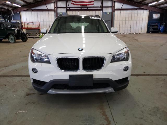 WBAVL1C51EVY23053 - 2014 BMW X1 XDRIVE28I WHITE photo 5