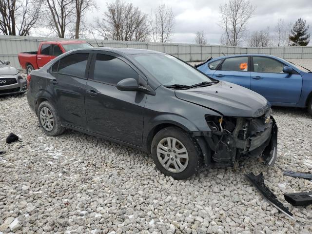 1G1JB5SG9J4113034 - 2018 CHEVROLET SONIC LS CHARCOAL photo 4