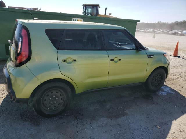 KNDJN2A29F7779044 - 2015 KIA SOUL GREEN photo 3