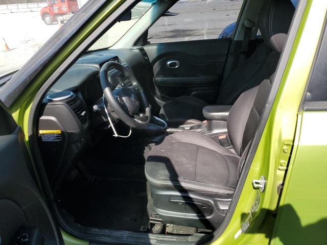 KNDJN2A29F7779044 - 2015 KIA SOUL GREEN photo 7