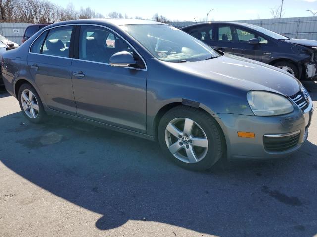 3VWRZ71K98M082421 - 2008 VOLKSWAGEN JETTA SE GRAY photo 4