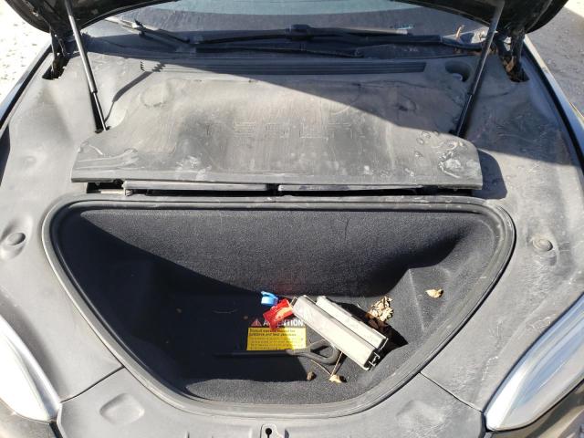 5YJSA1E22JF293649 - 2018 TESLA MODEL S BLACK photo 11