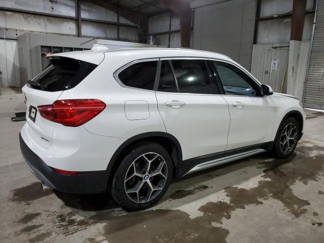 WBXHT3C32J5L31249 - 2018 BMW X1 XDRIVE28I WHITE photo 3