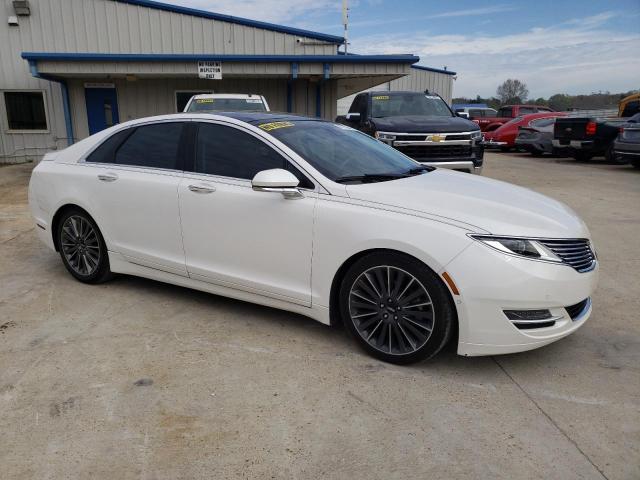 3LN6L2GK1GR621239 - 2016 LINCOLN MKZ WHITE photo 4