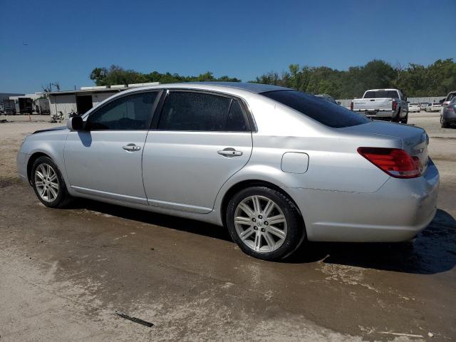 4T1BK36B46U135363 - 2006 TOYOTA AVALON XL SILVER photo 2