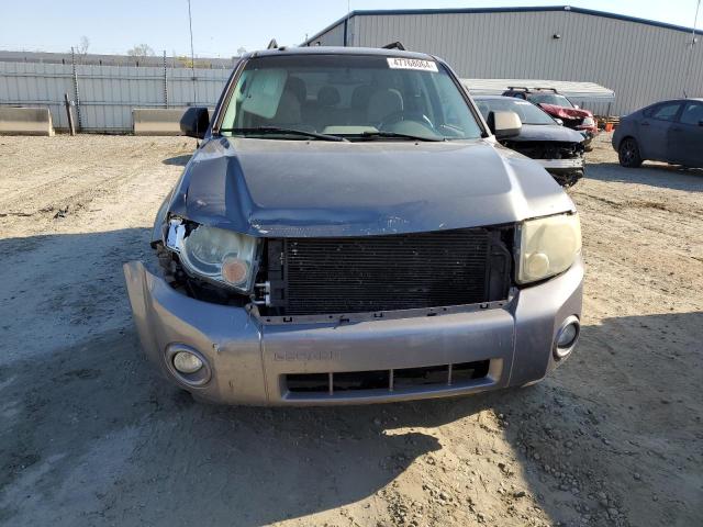 1FMCU0D74BKC30376 - 2011 FORD ESCAPE XLT GRAY photo 5