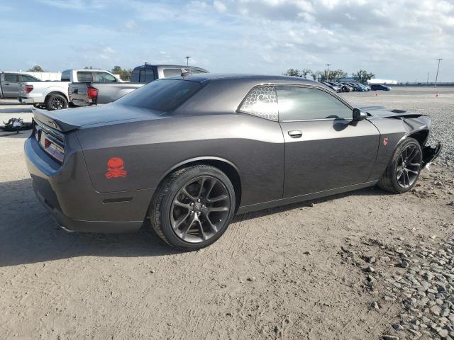 2C3CDZFJ4LH143463 - 2020 DODGE CHALLENGER R/T SCAT PACK GRAY photo 3