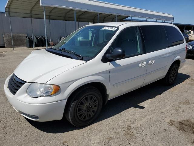 2A4GP44R76R821048 - 2006 CHRYSLER TOWN & COU LX WHITE photo 1