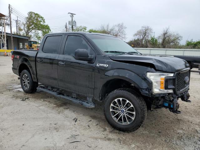 1FTEW1EP7JKC49949 - 2018 FORD F150 SUPERCREW BLACK photo 4