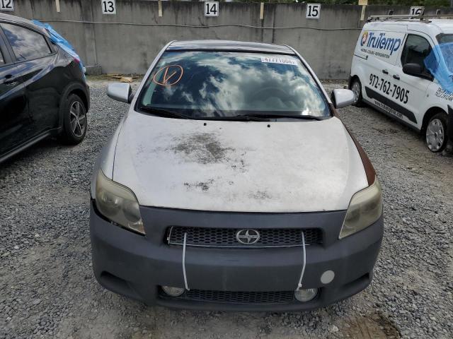 JTKDE177550007098 - 2005 TOYOTA SCION TC SILVER photo 5