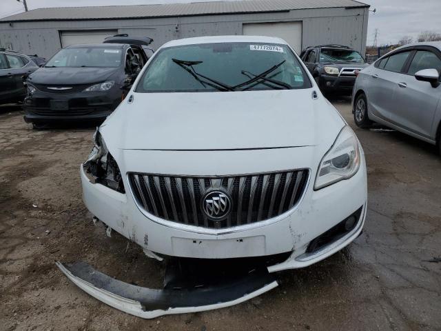 2G4GL5EX3H9195078 - 2017 BUICK REGAL SPORT TOURING WHITE photo 5