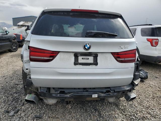 5UXKT0C58J0V99379 - 2018 BMW X5 XDR40E SILVER photo 6