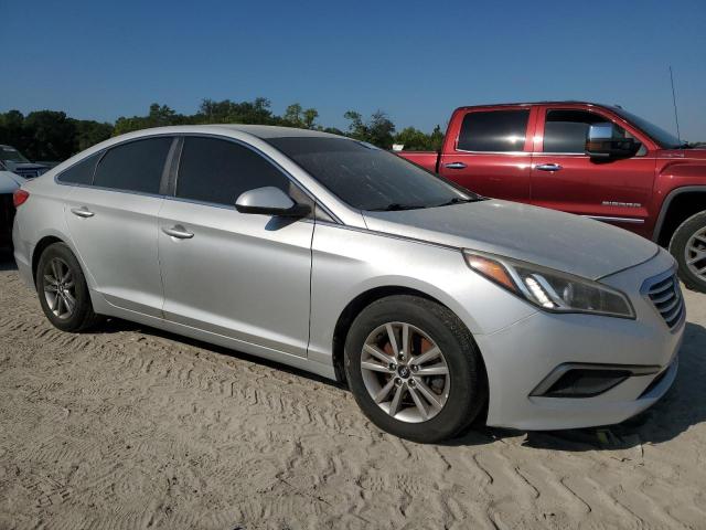 5NPE24AF1GH326560 - 2016 HYUNDAI SONATA SE SILVER photo 4