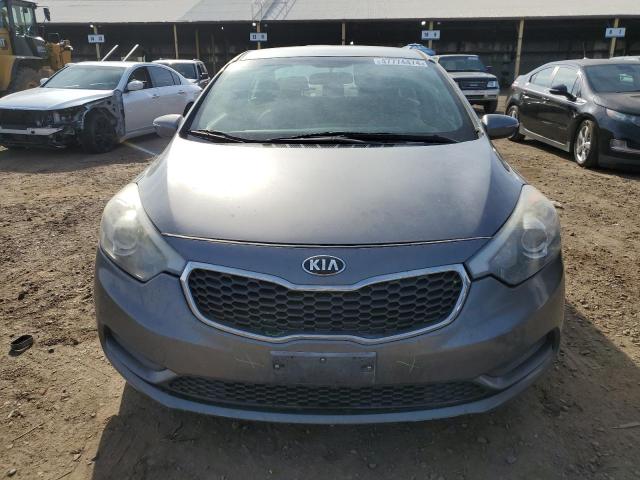 KNAFX4A65G5509835 - 2016 KIA FORTE LX SILVER photo 5