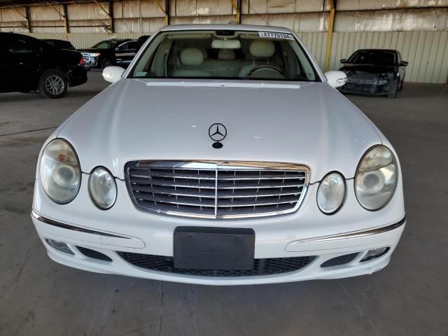 WDBUF65J35A728447 - 2005 MERCEDES-BENZ E 320 WHITE photo 5