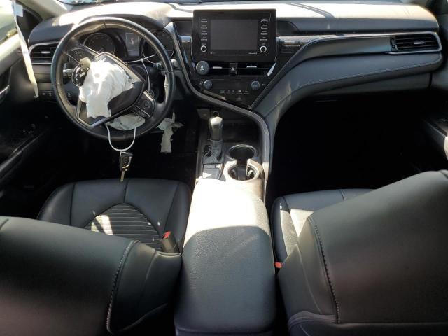 4T1G11AK8PU118362 - 2023 TOYOTA CAMRY SE NIGHT SHADE WHITE photo 8