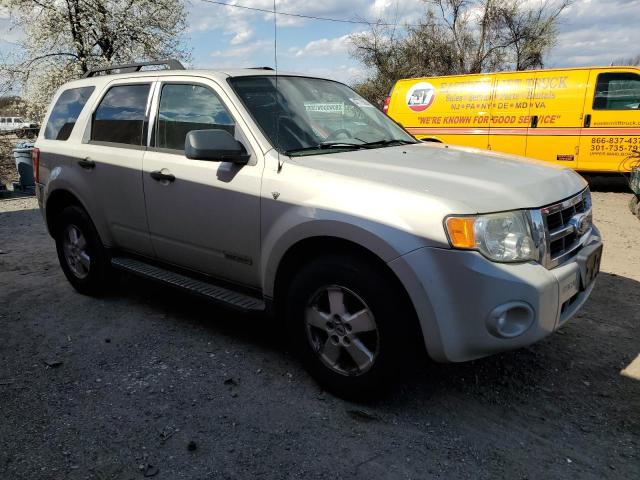 1FMCU03168KA21145 - 2008 FORD ESCAPE XLT SILVER photo 4