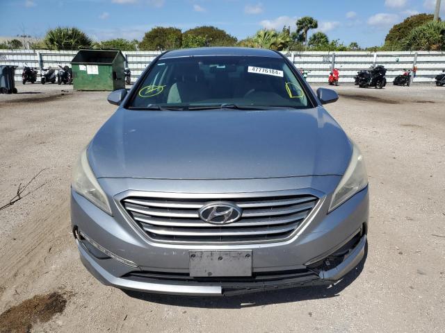 5NPE24AF7FH082685 - 2015 HYUNDAI SONATA SE GRAY photo 5