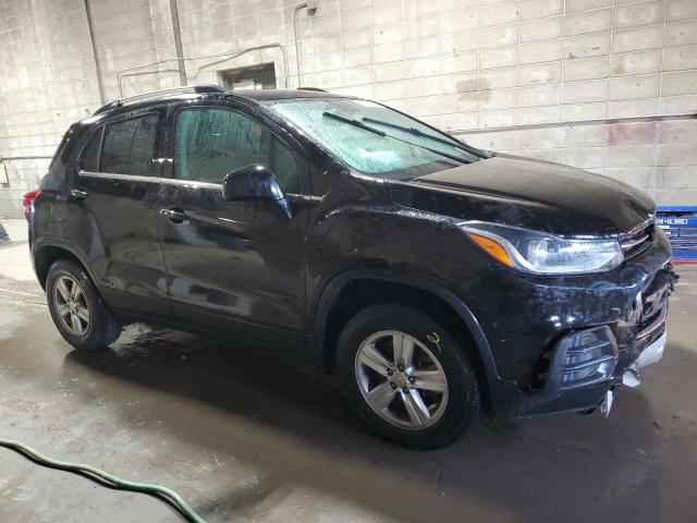 KL7CJPSB6LB317692 - 2020 CHEVROLET TRAX 1LT BLACK photo 4