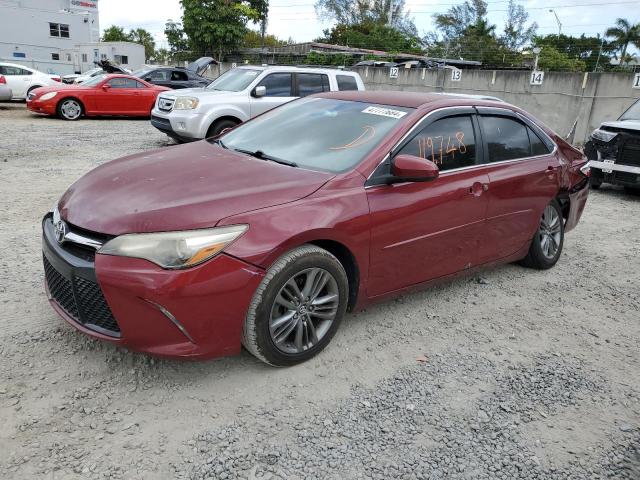 4T1BF1FK9HU677411 - 2017 TOYOTA CAMRY LE RED photo 1