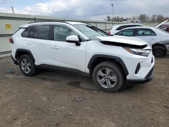 2T3P1RFV6PW333876 - 2023 TOYOTA RAV4 XLE WHITE photo 4