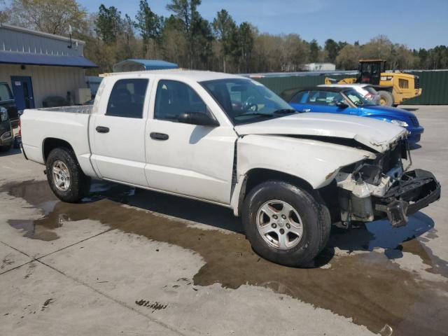 1D7HE48N75S261865 - 2005 DODGE DAKOTA QUAD SLT WHITE photo 4