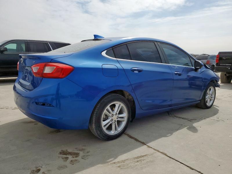 1G1BE5SMXJ7240844 - 2018 CHEVROLET CRUZE LT BLUE photo 3