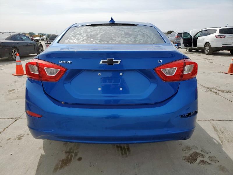 1G1BE5SMXJ7240844 - 2018 CHEVROLET CRUZE LT BLUE photo 6