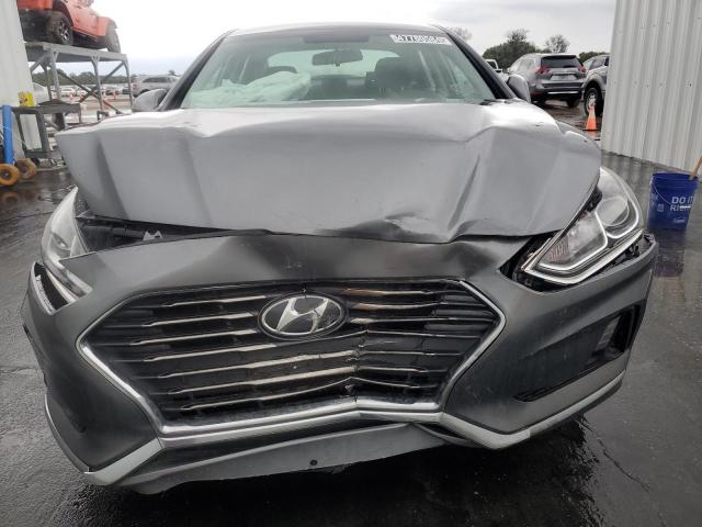 5NPE24AF9KH759827 - 2019 HYUNDAI SONATA SE GRAY photo 5