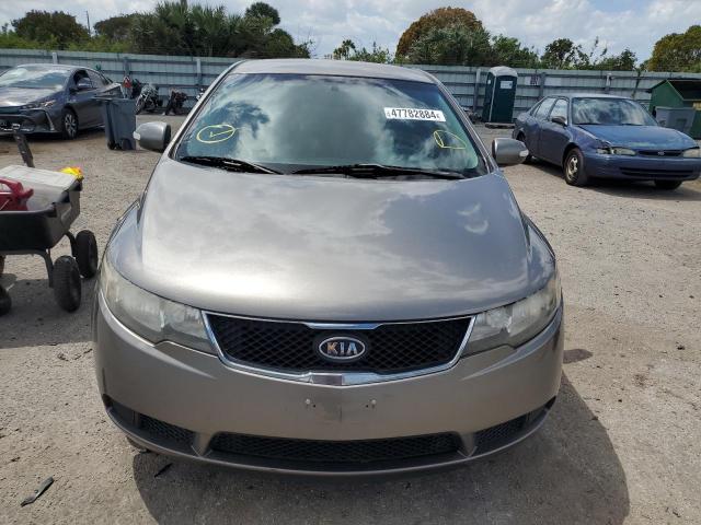 KNAFU4A23A5062368 - 2010 KIA FORTE EX GRAY photo 5