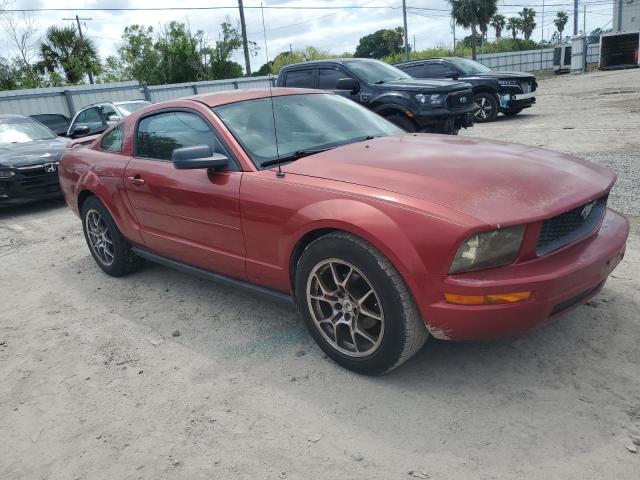 1ZVFT80N465165859 - 2006 FORD MUSTANG RED photo 4