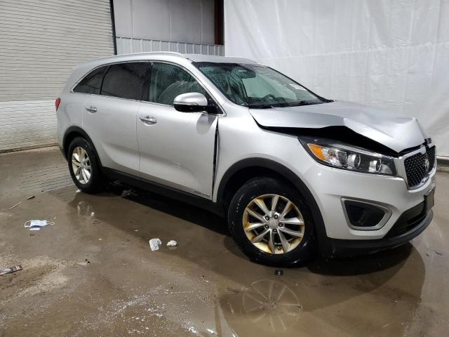 5XYPGDA5XGG069164 - 2016 KIA SORENTO LX SILVER photo 4