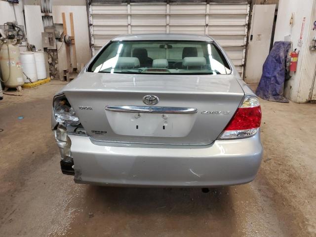 4T1BE32K15U547929 - 2005 TOYOTA CAMRY LE SILVER photo 6