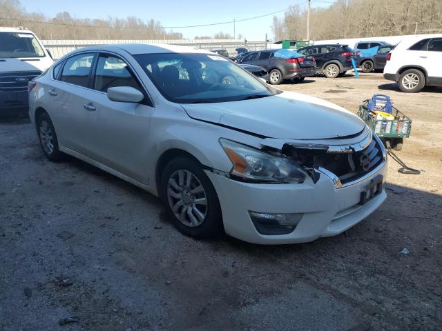 1N4AL3AP5DN523005 - 2013 NISSAN ALTIMA 2.5 WHITE photo 4