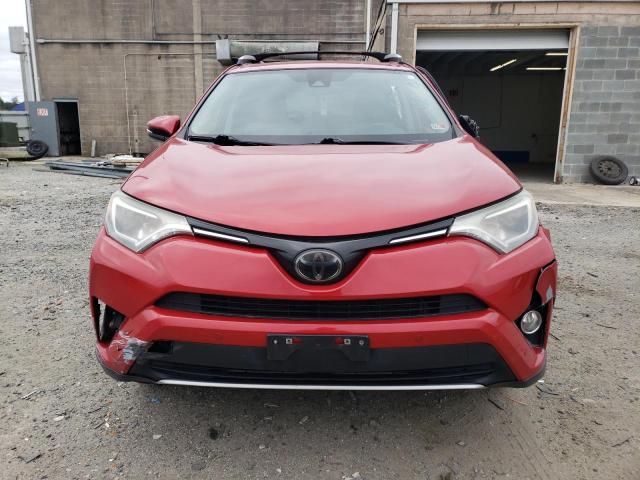 JTMRFREV6GJ097157 - 2016 TOYOTA RAV4 XLE RED photo 5