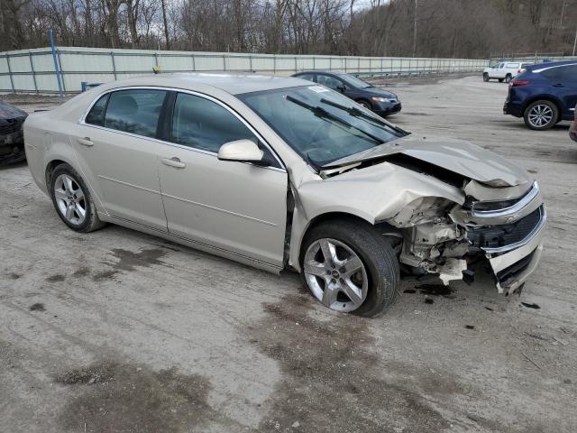 1G1ZC5EB0AF275137 - 2010 CHEVROLET MALIBU 1LT GOLD photo 4