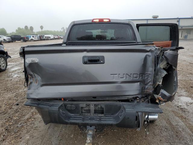 5TFGY5F14EX148221 - 2014 TOYOTA TUNDRA CREWMAX PLATINUM Grau Foto 6