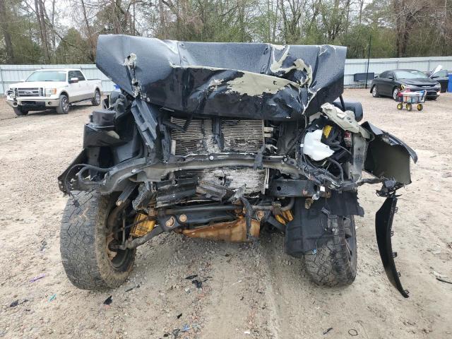 1GCGTEEN0J1190322 - 2018 CHEVROLET COLORADO ZR2 BLACK photo 5