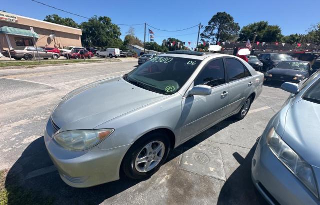 4T1BE32K76U725408 - 2006 TOYOTA CAMRY LE SILVER photo 2