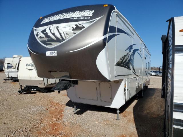 4YDF35827E4730215 - 2014 KEYSTONE MONTANA BEIGE photo 2