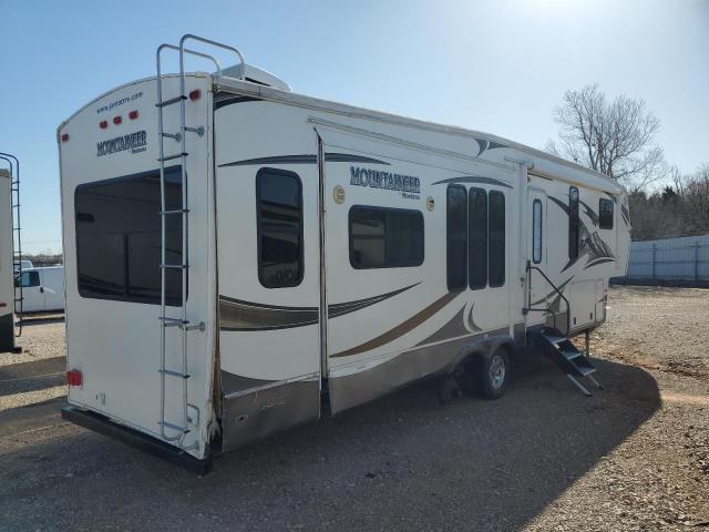 4YDF35827E4730215 - 2014 KEYSTONE MONTANA BEIGE photo 4