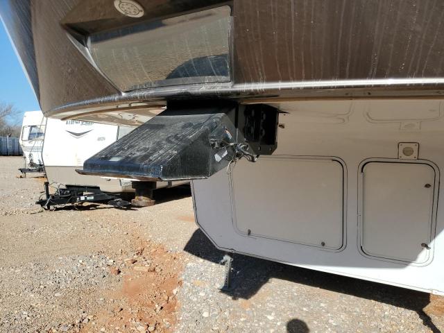 4YDF35827E4730215 - 2014 KEYSTONE MONTANA BEIGE photo 7