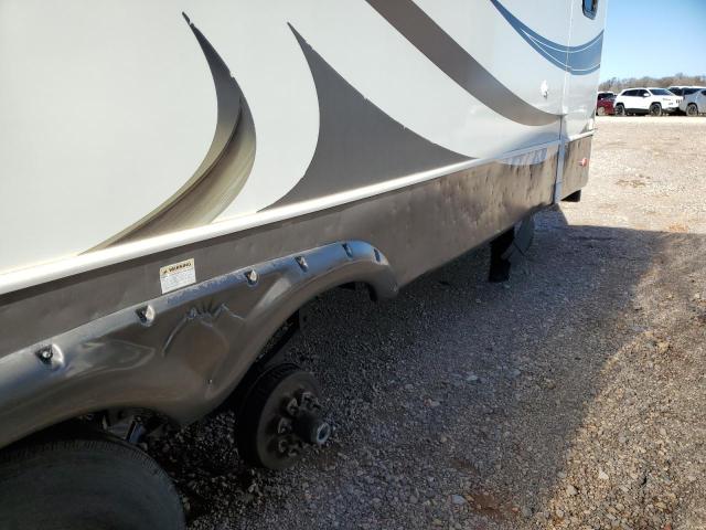 4YDF35827E4730215 - 2014 KEYSTONE MONTANA BEIGE photo 9