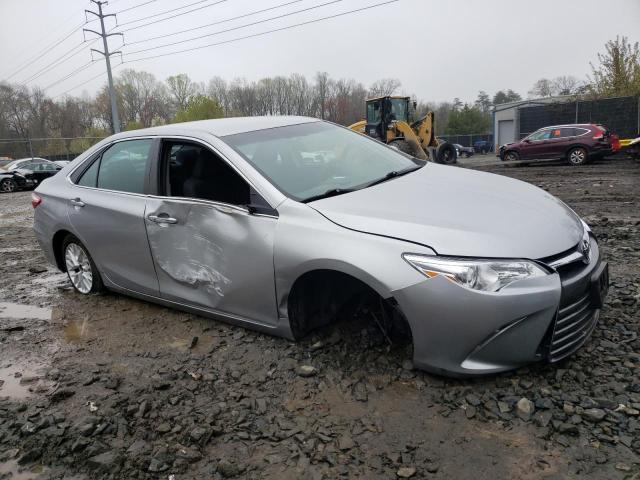4T1BF1FK4HU686999 - 2017 TOYOTA CAMRY LE SILVER photo 4