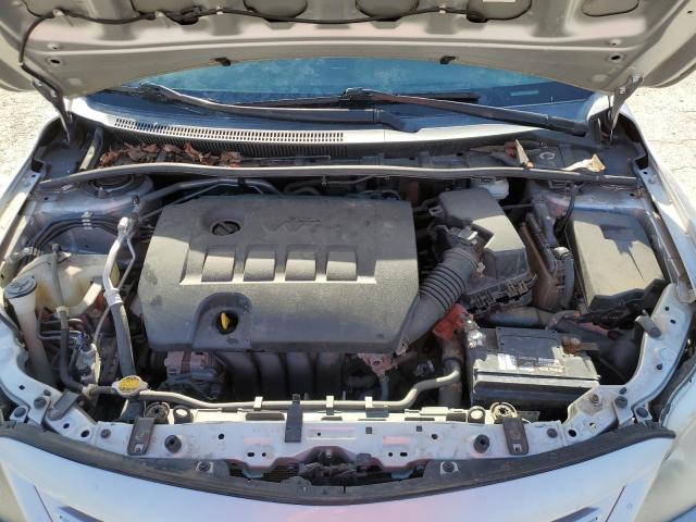 5YFBU4EE2DP148915 - 2013 TOYOTA COROLLA BASE فضي صورة 11
