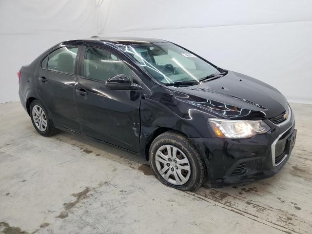 1G1JB5SHXH4162620 - 2017 CHEVROLET SONIC LS შავი ფოტო 4