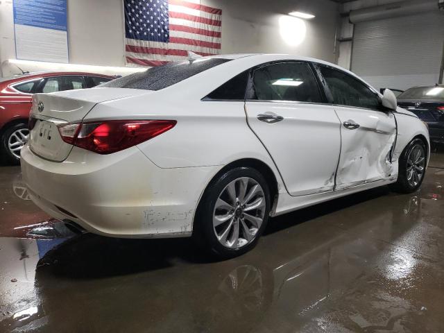 5NPEC4ACXCH444099 - 2012 HYUNDAI SONATA SE WHITE photo 3