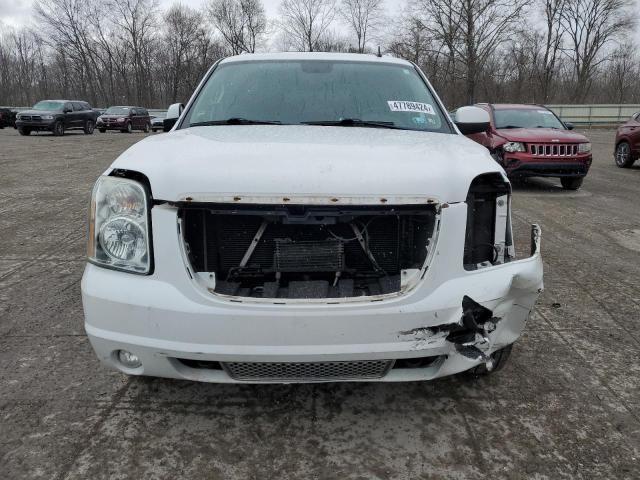 1GKS2MEF6DR371001 - 2013 GMC YUKON XL DENALI WHITE photo 5