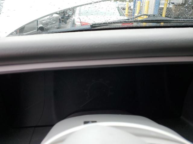 5LMFU28R34LJ41140 - 2004 LINCOLN NAVIGATOR 银色 照片 9