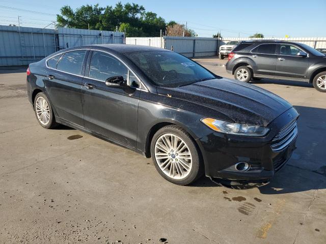 1FA6P0HDXG5103040 - 2016 FORD FUSION SE BLACK photo 4